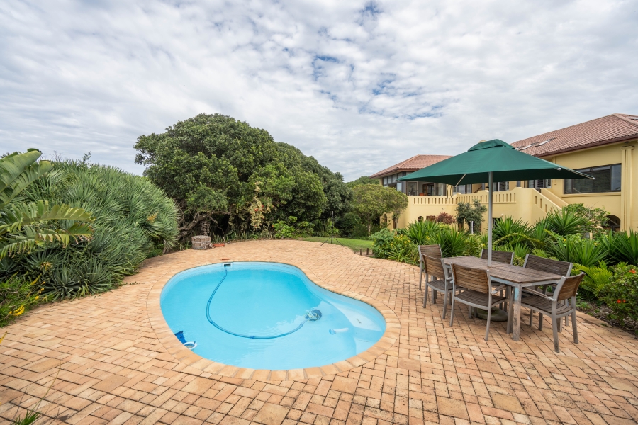 7 Bedroom Property for Sale in West Beach Eastern Cape